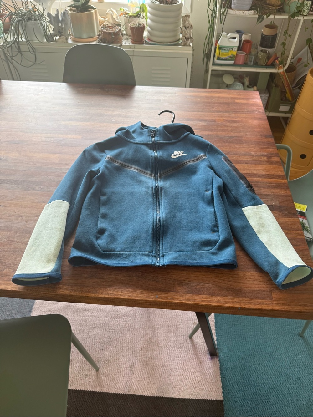 Kids blue and bluish white Nike tech. Size small.